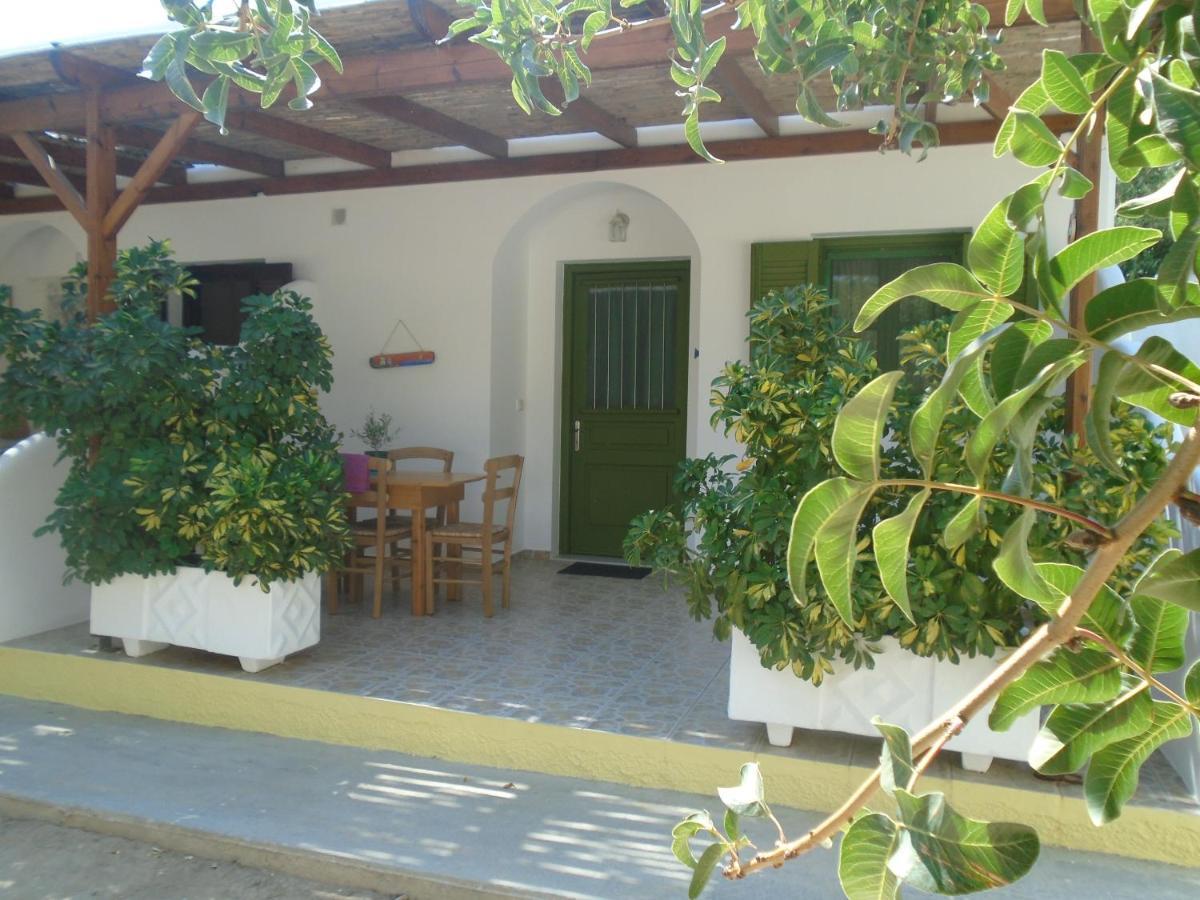 Leros Eleonas Apartments Alinda  Bagian luar foto