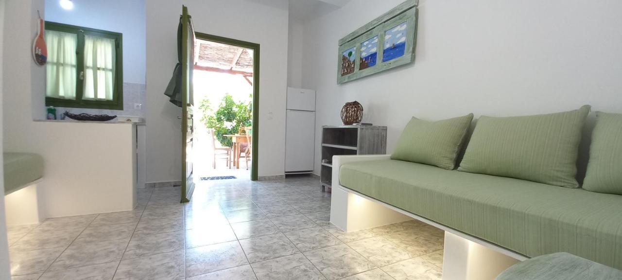 Leros Eleonas Apartments Alinda  Bagian luar foto