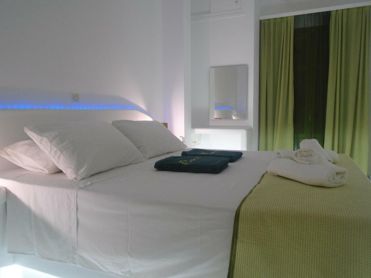 Leros Eleonas Apartments Alinda  Bagian luar foto